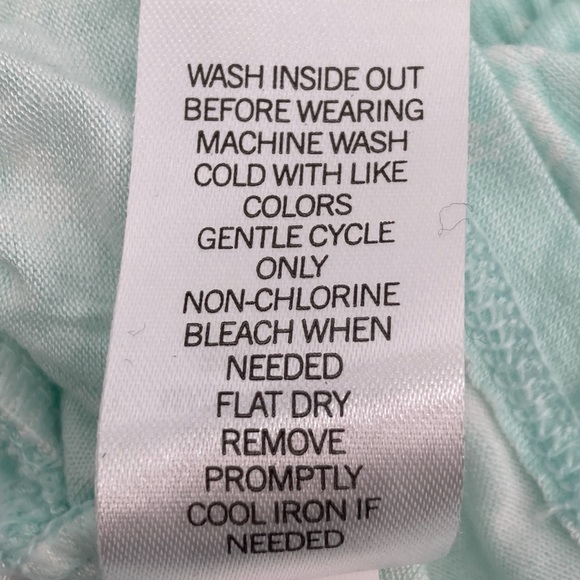 SO Tie-Dyed Smocked Peplum Cropped Tank Top - Picture 5 of 8